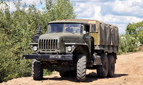 俄罗斯高尔基集团推出新一代重型越野卡车乌拉尔